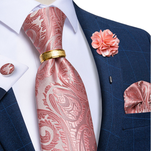 Spinki do mankietów z krawatem w kolorze antycznego różu ze wzorem